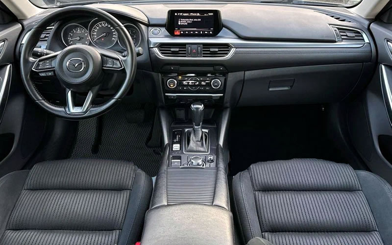 Mazda6 GL 2017 года, интерьер