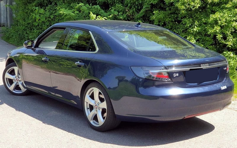 Saab 9-5 YS3G 2010 года, вид сзади