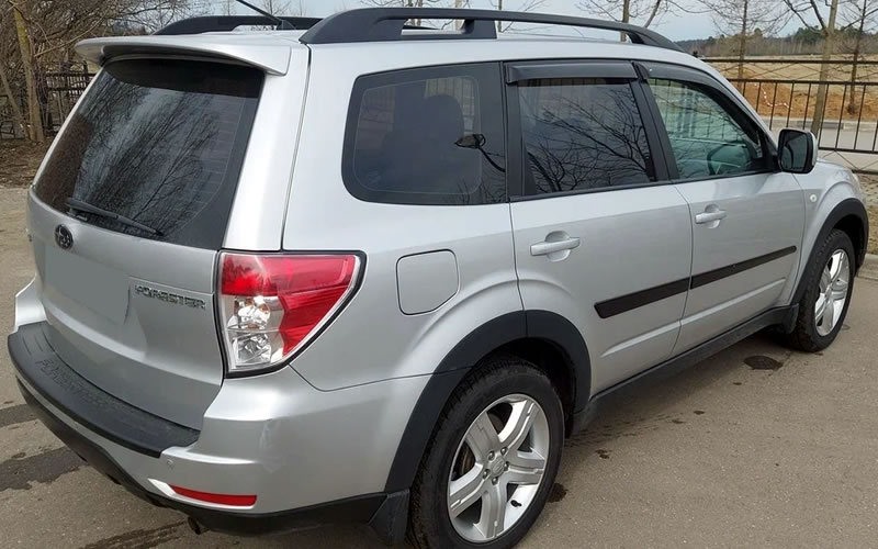 Forester SH 2008 года, вид сзади