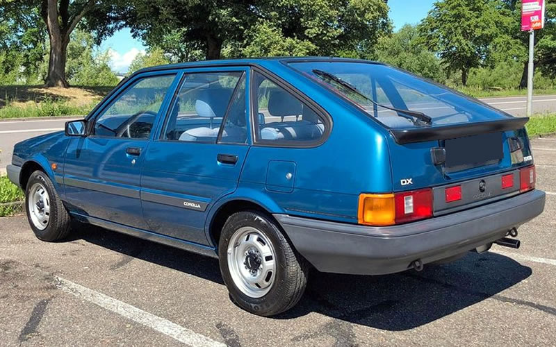 Corolla E80 1983 года, лифтбек