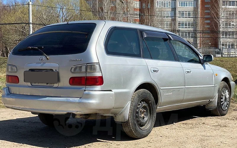 Corolla E110 1996 года, универсал