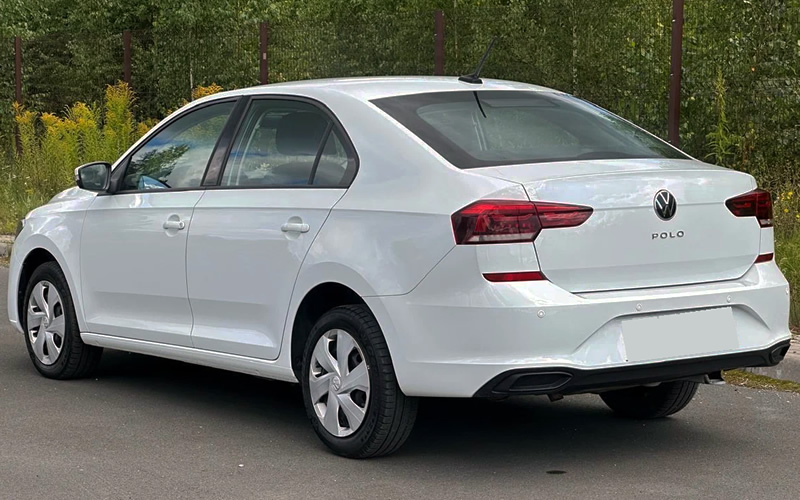 Polo Mk6 2020 года, вид сзади