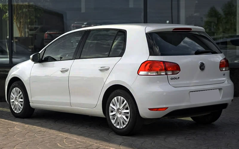 Golf Mk6 2010 года, вид сзади