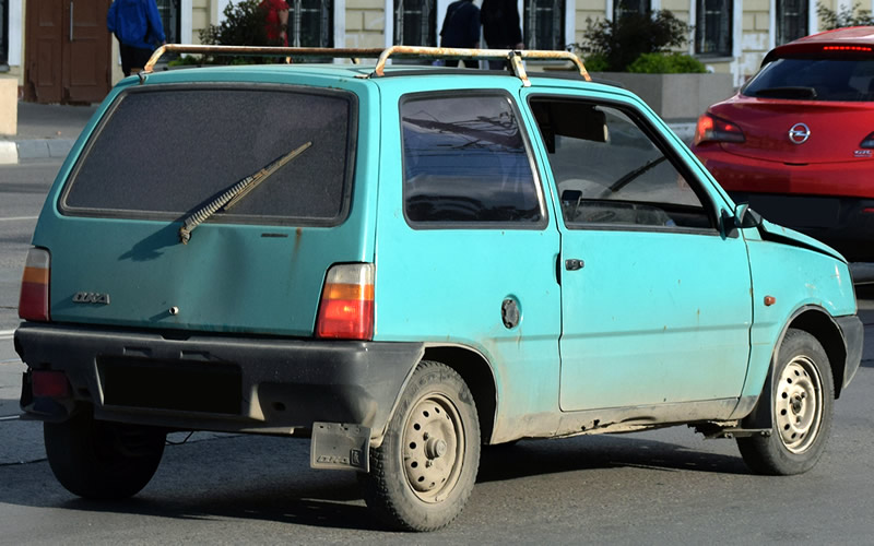 СеАЗ-1111 1989 года, вид сзади