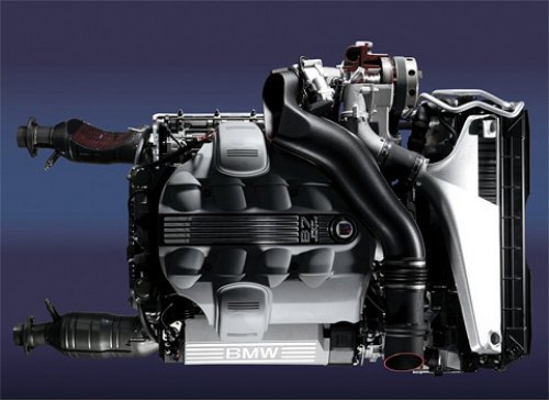 Мотор BMW объемом 4.4 литра оснастили…
