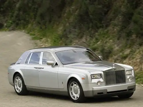 Оказалось, что Rolls-Royce Phantom больше других…