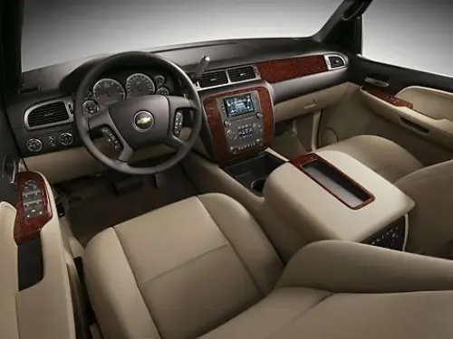 Ничего не скажешь — брутальный Chevy Tahoe…