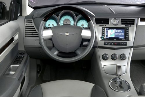Дизайн салона Chrysler Sebring также идет в угоду…