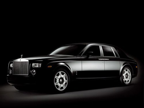 Все Rolls-Royce Phantom Black будут покрашены в…