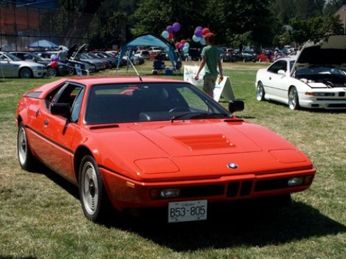 Суперкар BMW M1 занял не суперпочетное восьмое…