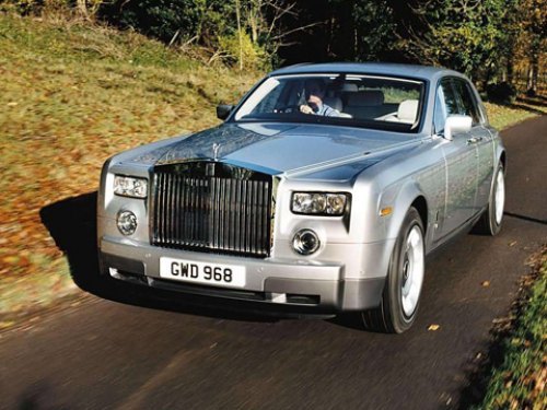 В десятку лучших попал и Rolls-Royce Phantom.…