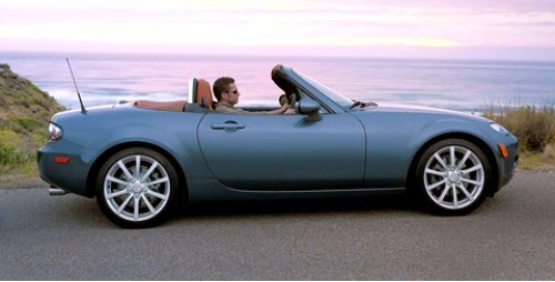 Изящная Mazda MX5 если и не победит в конкурсе,…