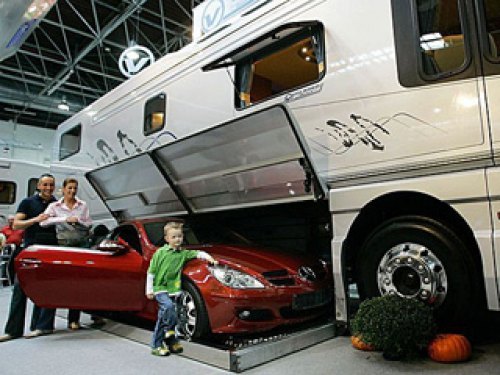 Конечно, загнать в этот «гараж» Chevy Suburban не…