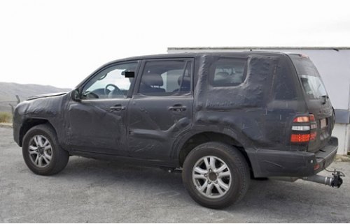 Не пугайтесь, внешний облик серийного Lexus LX470…