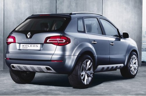 Если у концепта уменьшить колеса и убрать прочую «бижутерию» — получится серийный автомобиль.