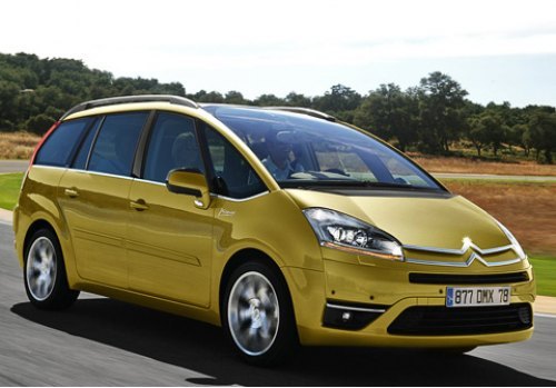 Citroen C4 Picasso — один из двух компактвэнов,…