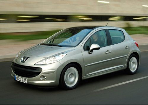 Достойный претендент на титул — Peugeot 207 —…