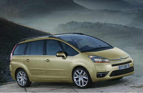 Citroen C4 Picasso окончательно оформил триумф…