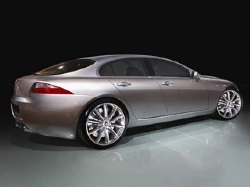 Jaguar XF смотрится очень даже динамично. Правда,…