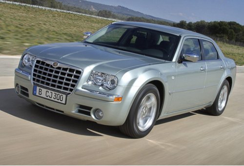 Внешность седана Chrysler 300C удалась на славу.…