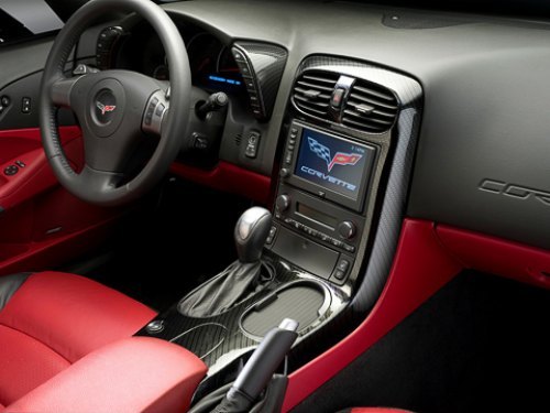 Интерьер Corvette Victory Edition отличается…