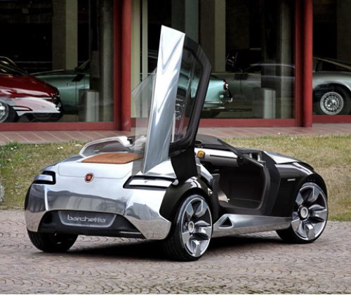 Такие двери — фирменный стиль Bertone. Трудно…