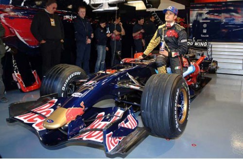 Новый болид Toro Rosso весьма похож на машину Red…