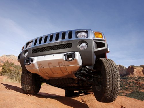 Hummer H3 Alpha прекрасно справляется с…