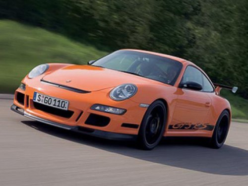 Шеститочечные ремни безопасности в 911 GT3 RS…