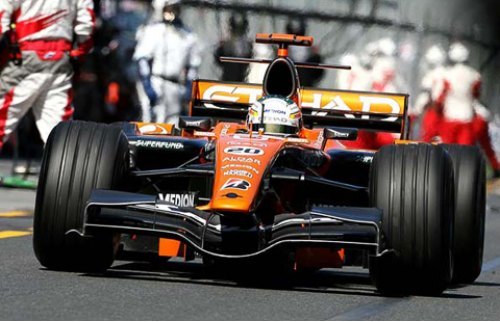 В следующем году руководству команды Spyker уже…