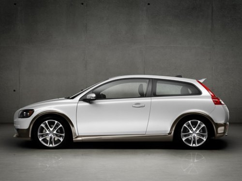 Volvo C30 — однозначный хит сезона. Но раз уж…