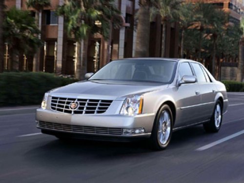 Первый кандидат на вылет — большой седан Cadillac…