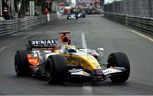 Пилоты Renault стали регулярно набирать очки —…
