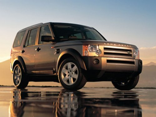 Непонятно, как этот Land Rover посмел оказаться в…
