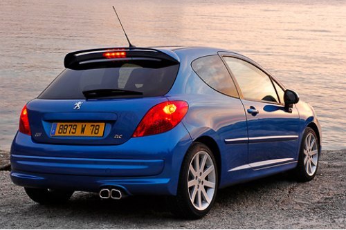 До чрезвычайно агрессивной Opel Corsa OPC,…