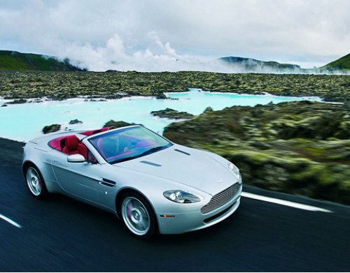 Британцы выставляют свой Aston Martin V8 Vantage…