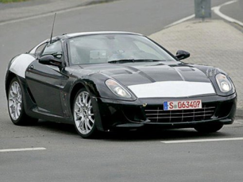 Странная какая-то Ferrari 599, вы не находите?…