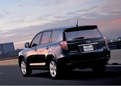 Третье поколение RAV4 лишилось трехдверной…