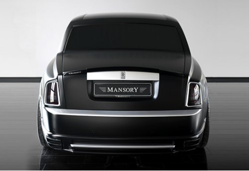 Не верится, что это работа Mansory. Никаких…