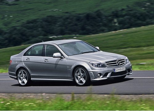 C 63 AMG — очень опасный выскочка от…