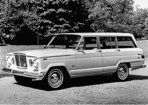 Jeep Wagoneer — пожалуй, один из первых…