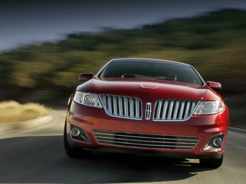 Lincoln всеми силами пытается избавиться от…