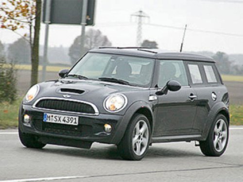 Кроссовер Clubman репортёры запечатлели в Мюнхене…