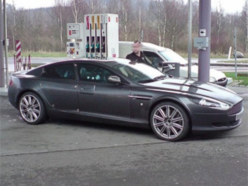 Какое счастье, что Aston Martin всё же не стал…