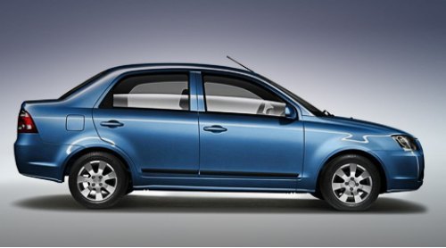 По длине (4257 мм) и высоте (1502 мм) Proton Saga…