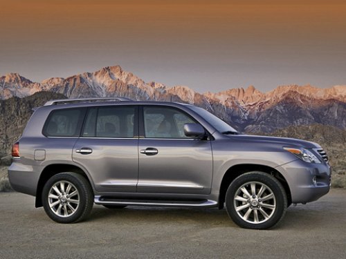 Впервые Lexus LX 570 продемонстрировали весной…