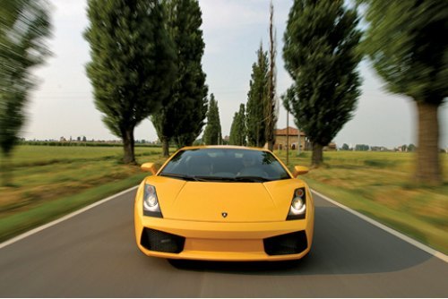 Gallardo появилась в модельном ряду Lamborghini в…