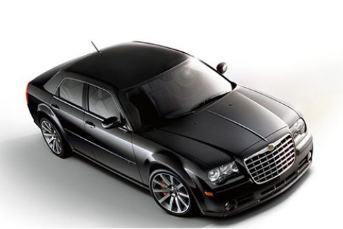 Вершина гаммы модификаций Chrysler 300C — могучий…