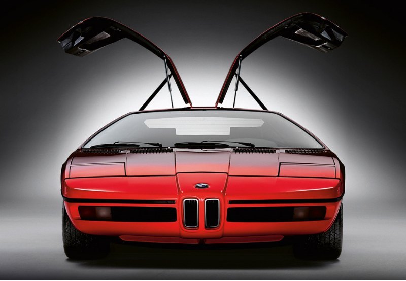 Прообразом M1 стал концепт BMW Turbo, созданный…