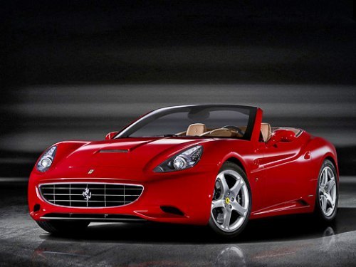 Открытым машинам в Ferrari любят давать…